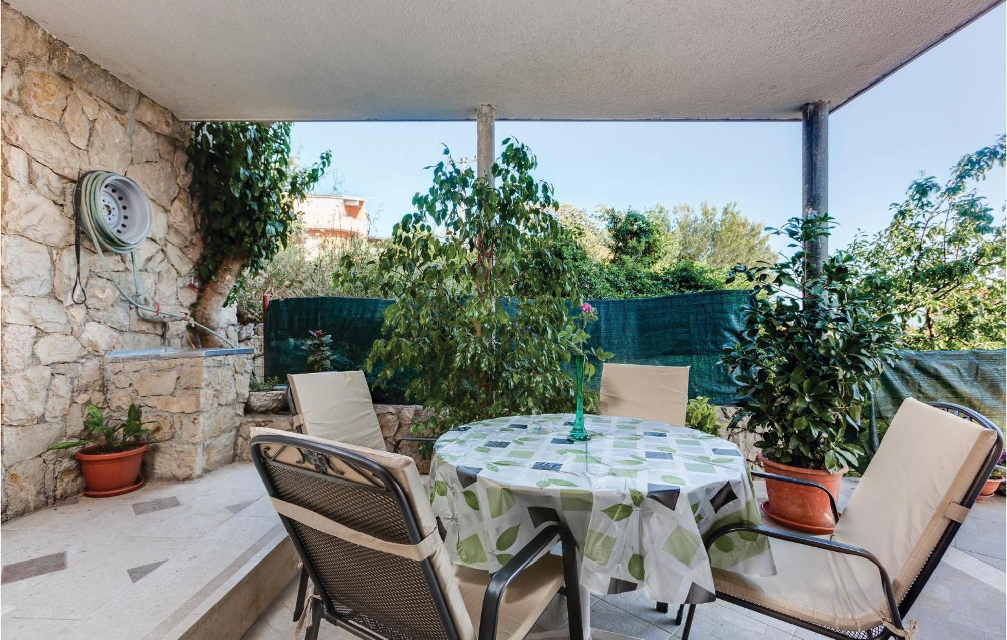 Amazing Apartment In Podstrana With Wifi Exteriér fotografie